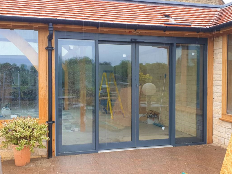 Touchless Automatic Sliding Door, Oxfordshire