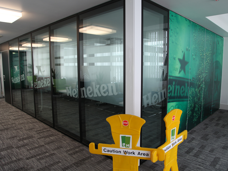 Movable Walls Servicing At Heineken