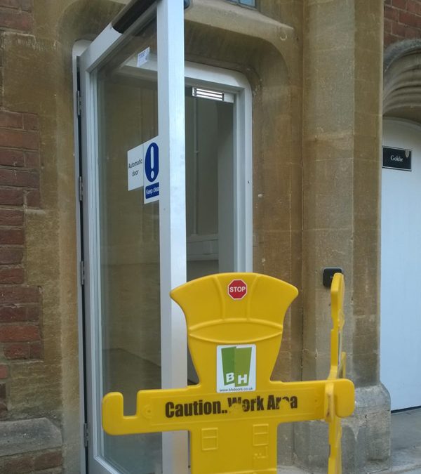 DDA Accessible Swing Door – Oxford
