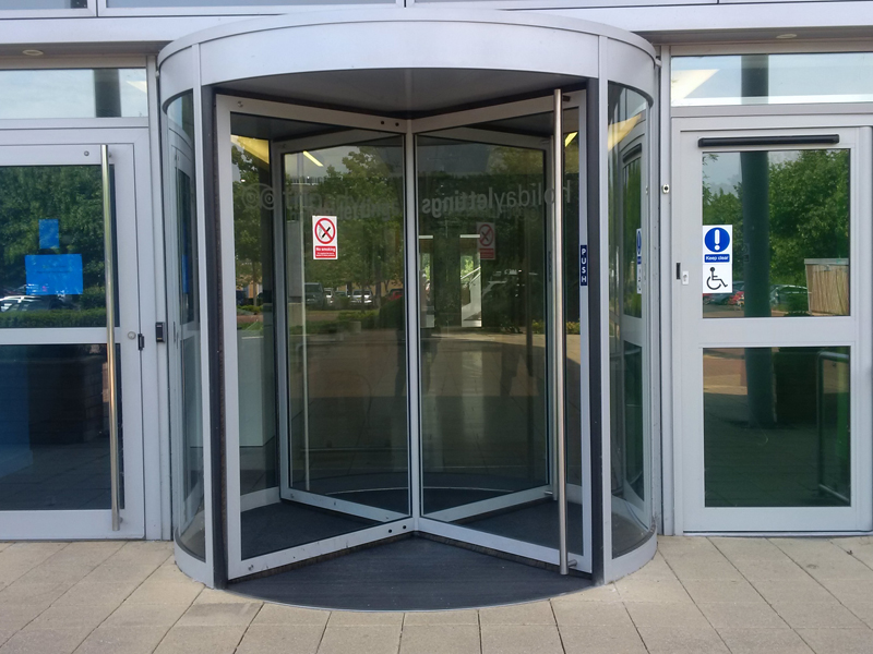 Revolving Door Repair – Oxford Science Park