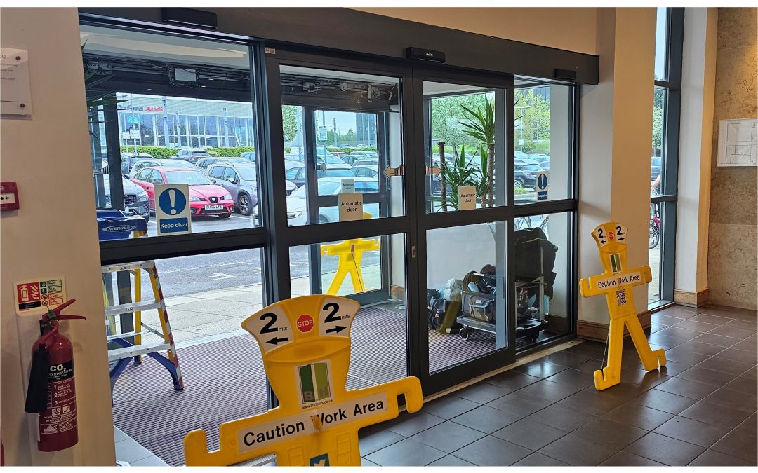 Automatic Sliding Door Repair – David Lloyd Clubs, Oxford