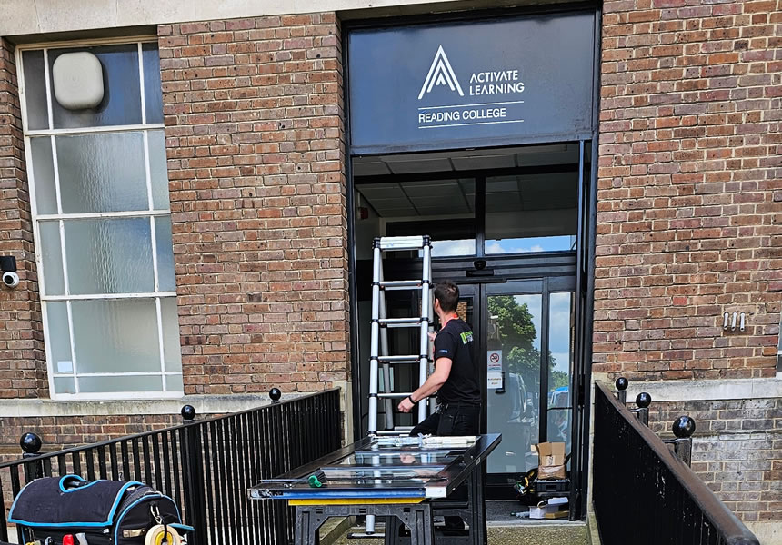 Aluminium Door Repair – Reading College