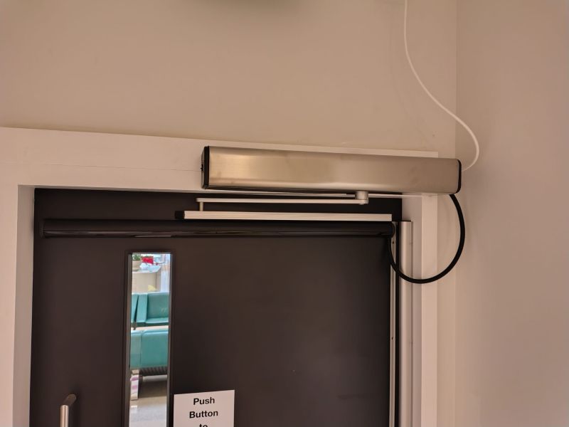 DDA Automatic Swing Door Adaption – University of Oxford.
