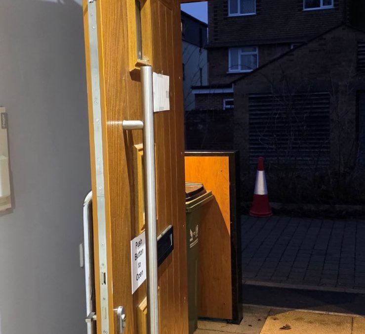 Emergency Automatic Swing Door Repair – Oxford City Council, Marston
