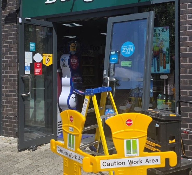Emergency Aluminium Door Repair – Budgens, Oxford