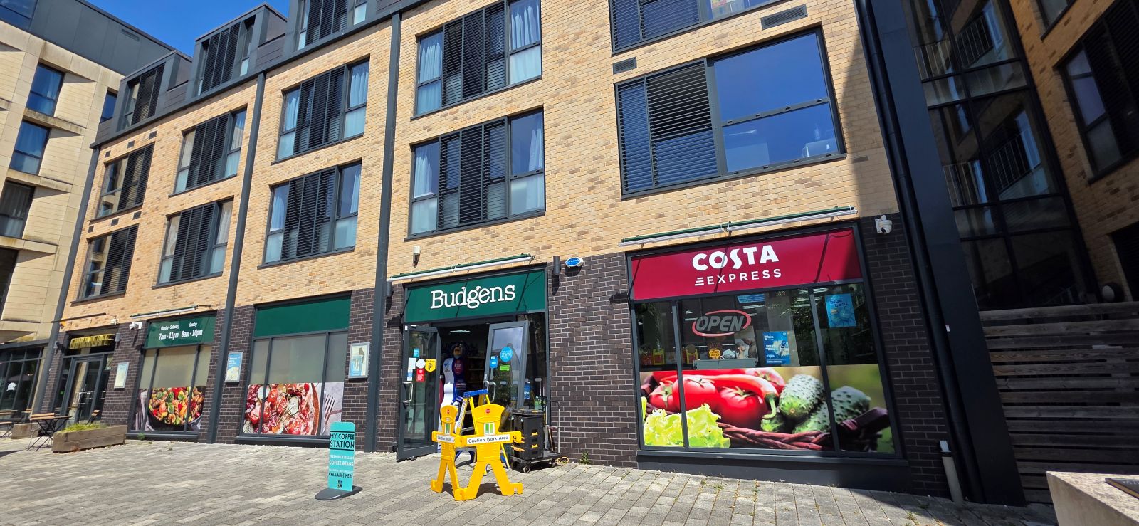 aluminium door repair supermarket oxfordshire
